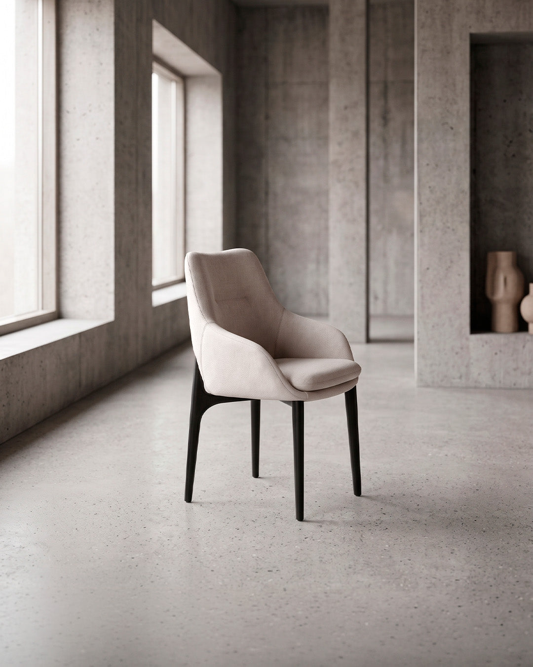 Silla Soffio vista lateral ambientada